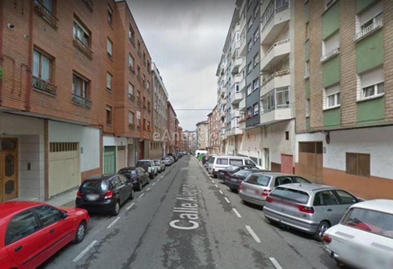 Local Comercial en venta en  Alegría, Este, Gijón