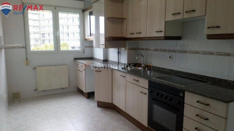 Apartamento en alquiler en Calle de Japón, Sur, Gijón