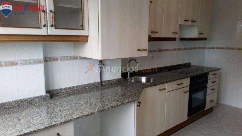 Apartamento en alquiler en Calle de Japón, Sur, Gijón