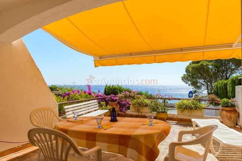 Adosado en venta en  Grifeu - Cap Ras - Els Estanys, Llan