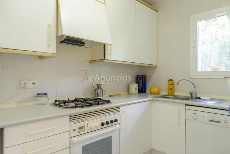 Adosado en venta en  Grifeu - Cap Ras - Els Estanys, Llan