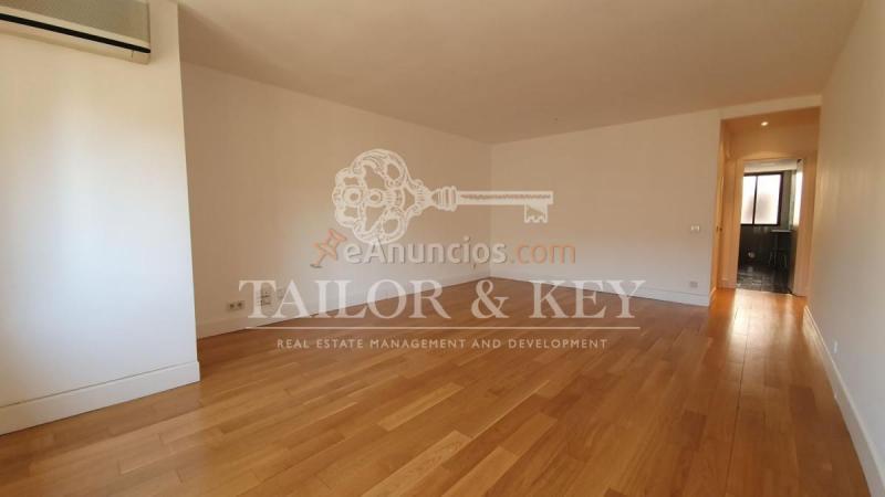 Atico en alquiler en Calle de Bretón de los Herreros, Chamberí, Madrid