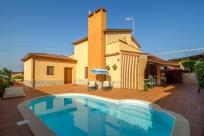 Adosado en venta en  Fogars de la Selva