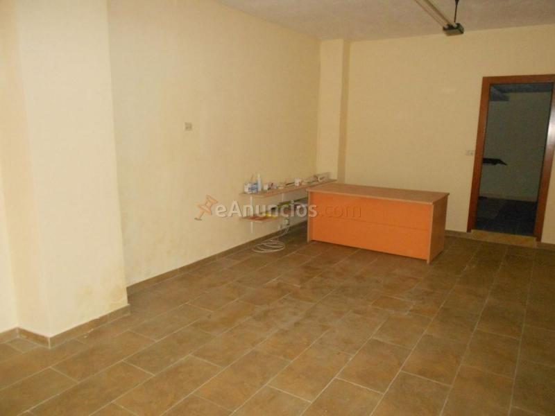 Local Comercial en alquiler en  Este, Gijón