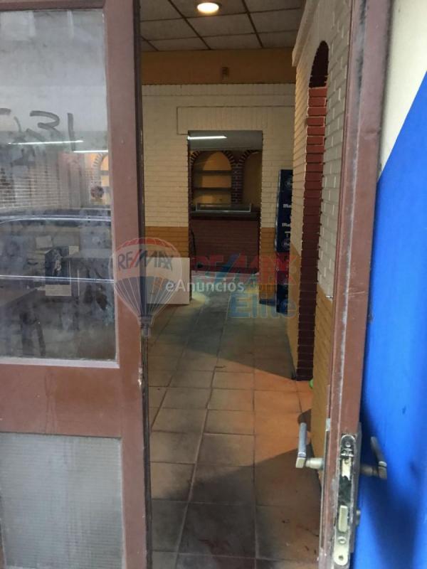 Local Comercial en alquiler en  Rey Favila, Cangas de Onís