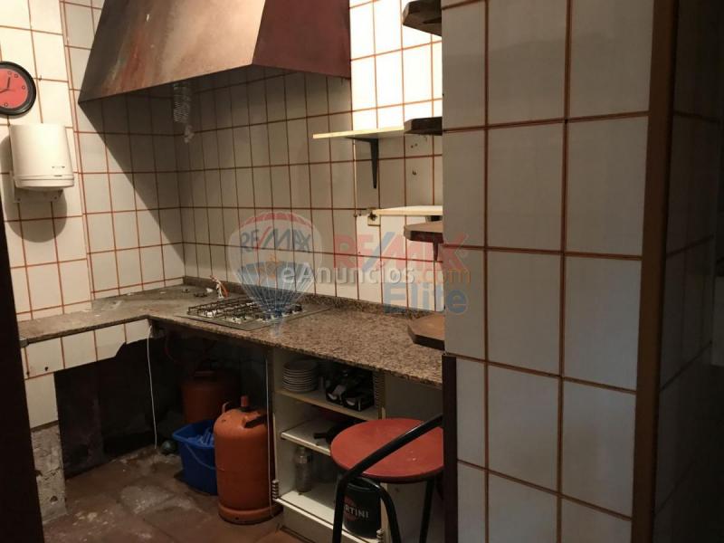 Local Comercial en alquiler en  Rey Favila, Cangas de Onís