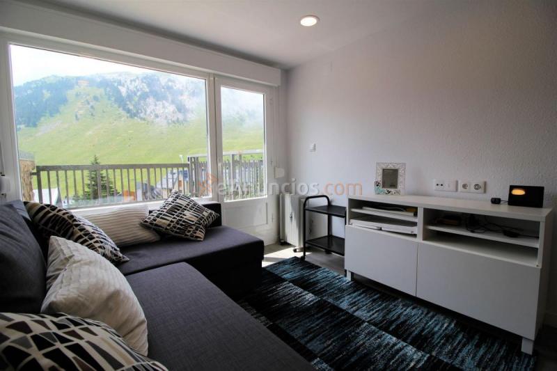 Apartamento en venta en Calle Única, Aísa