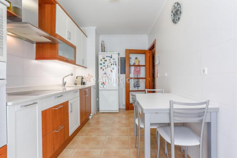 Apartamento en venta en  Sopelana
