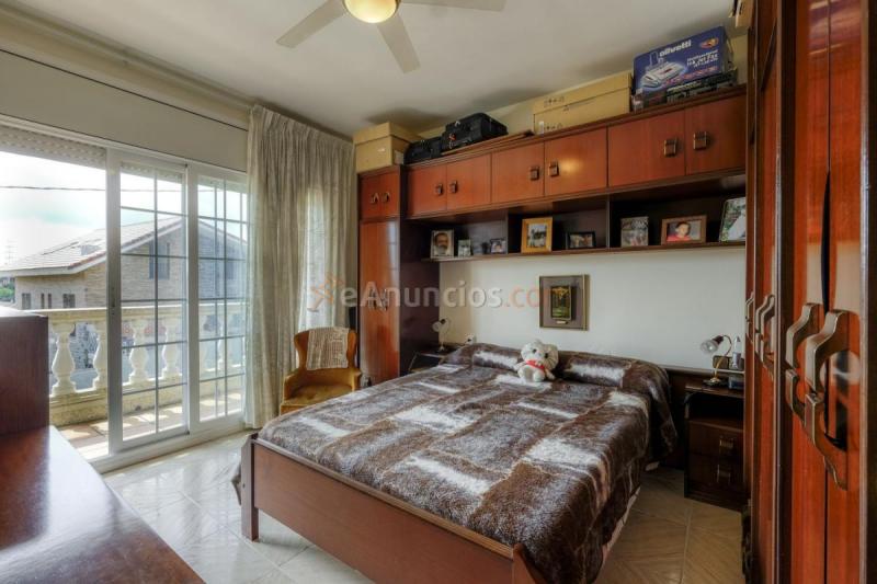 Adosado en venta en  Palau-Solit i Plegamans