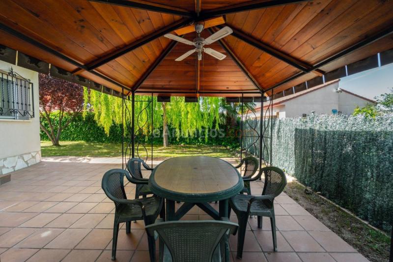 Adosado en venta en  Almonacid de Zorita