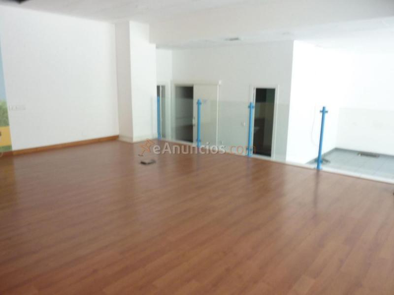 Local Comercial en alquiler en  Juan de Austria, Alcalá de Henares