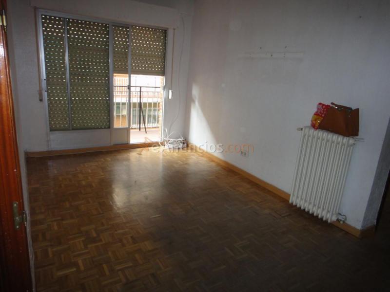 Apartamento en venta en Calle del Discóbolo, San Blas, Madrid