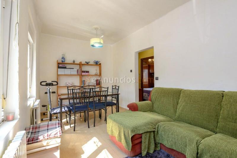 Adosado en venta en  El Carbayedo - El Quirinal, Avilés