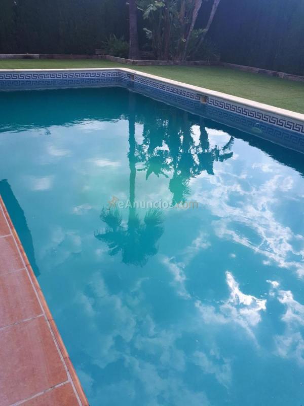 Adosado en alquiler en  Dalias, Campolivar, Godella