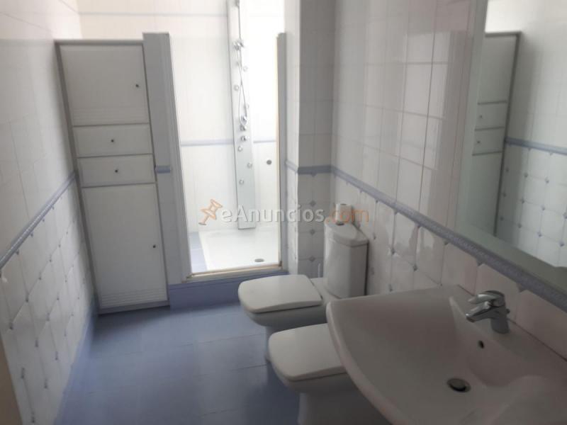 Adosado en alquiler en  Dalias, Campolivar, Godella