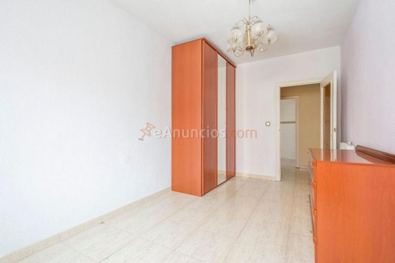 Apartamento en venta en  Villa de Vallecas, Madrid