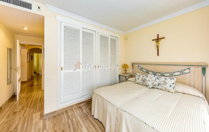 Apartamento en venta en  Elviria-Cabopino, Marbella