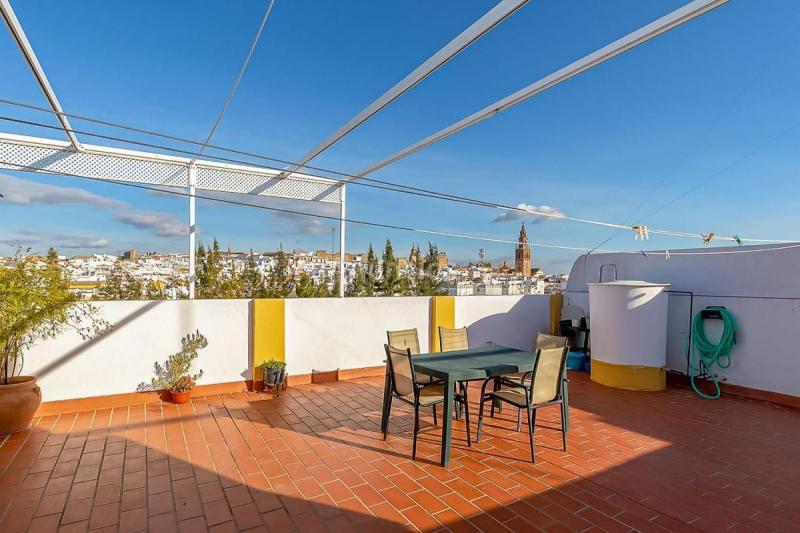 Adosado en venta en  Carmona