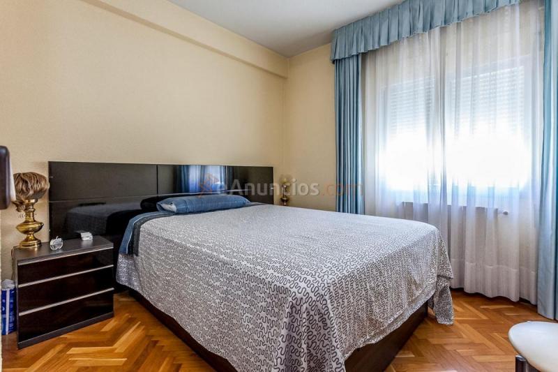Apartamento en venta en  Moratalaz, Madrid
