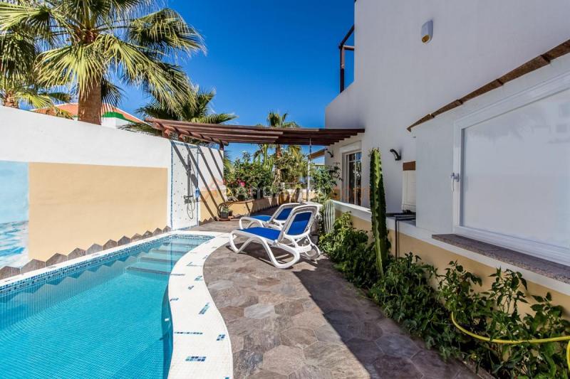 Adosado en venta en  Costa Adeje, Adeje