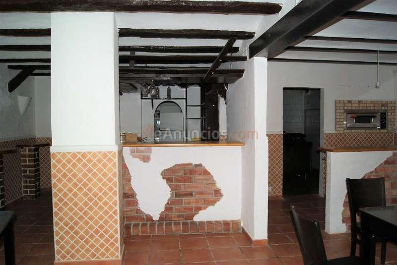 LOCAL COMERCIAL CERCA DE PLAYA Y HOTELES