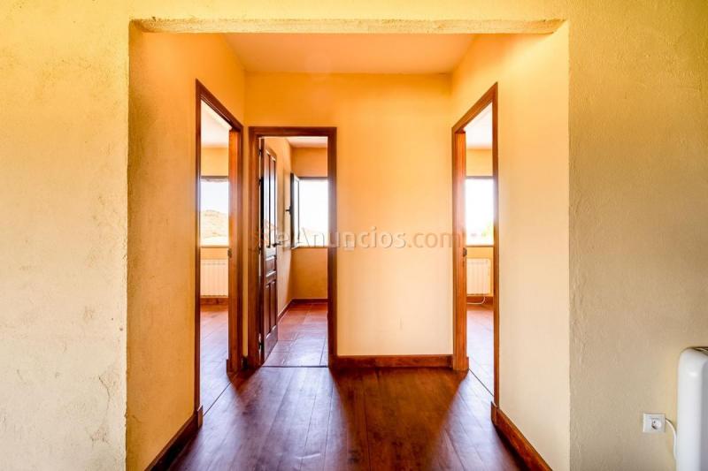 Adosado en venta en  Domingo Garcia