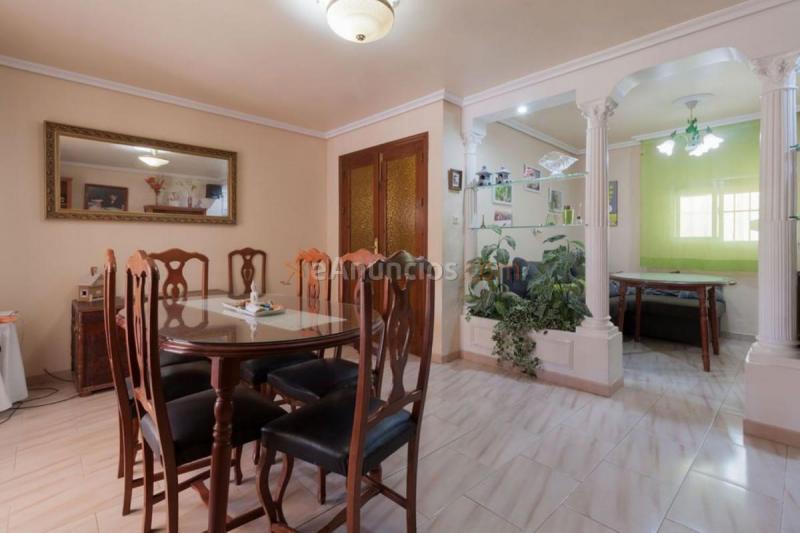 Adosado en venta en  Carcabuey