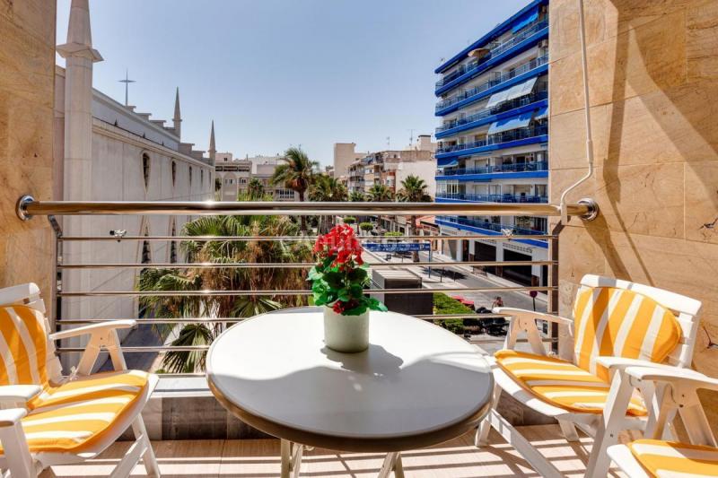 Apartamento en venta en Calle Pedro Lorca, Playa del Cura, Torrevieja