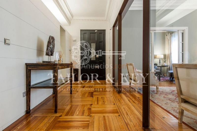 Apartamento en venta en  Chamberí, Madrid