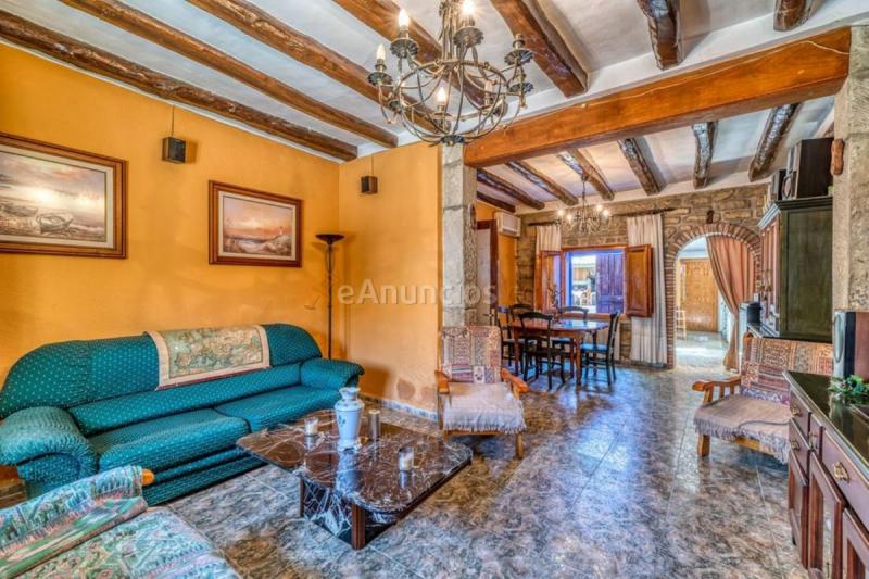 Casa Rural en venta en  Luna