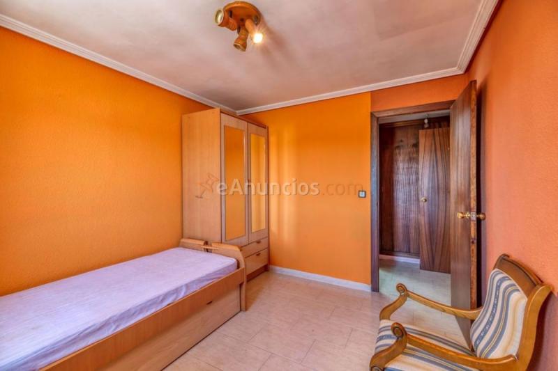 Casa Rural en venta en  Luna