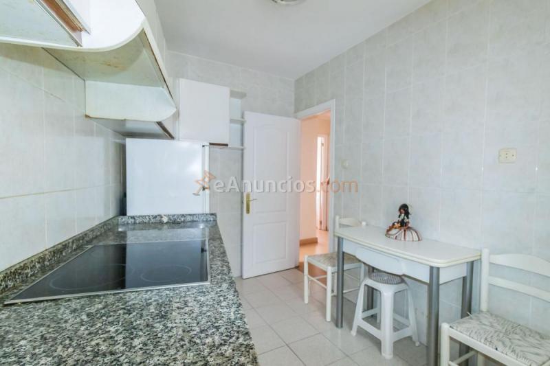 Apartamento en venta en Calle Luis Suárez Ximielga, Viella-Granda-Meres, Siero