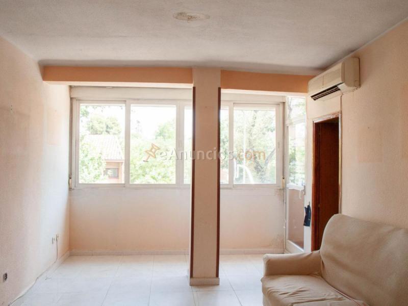 Apartamento en venta en Calle de Eugenia de Montijo, Carabanchel, Madrid