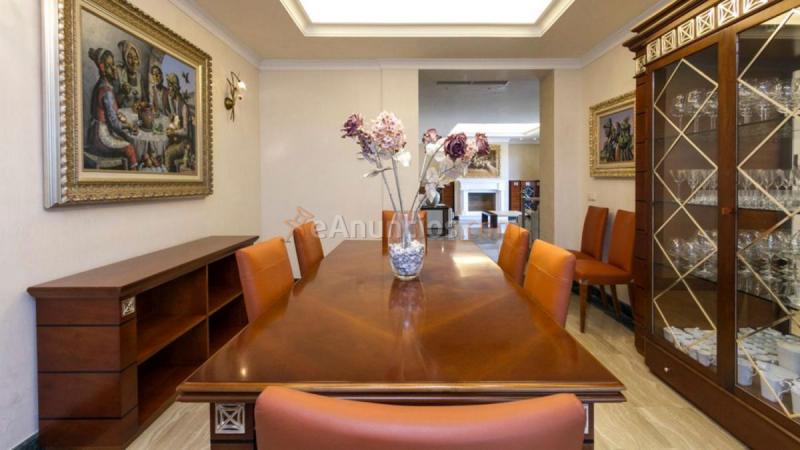 Adosado en venta en  Las Chapas-El Rosario, Marbella