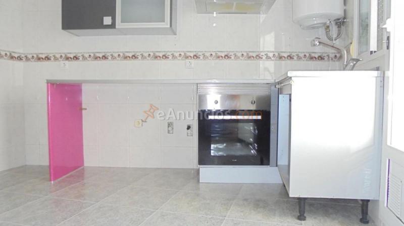 Casa en venta en  Carranque