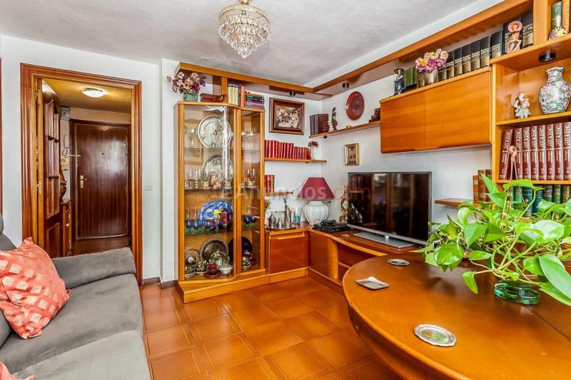 Apartamento en venta en  Ciudad Lineal, Madrid