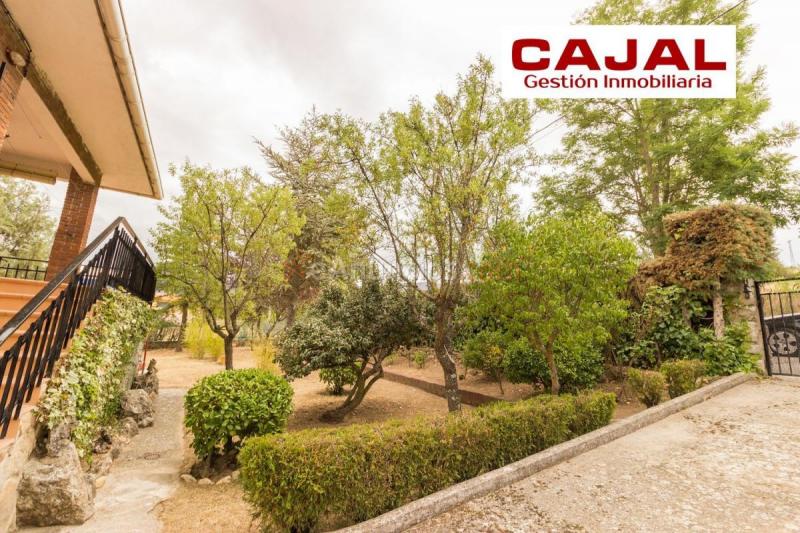 Adosado en venta en Calle Sierra, Cerezo de Abajo