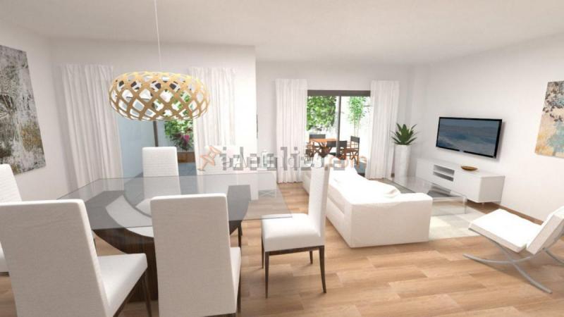 Casa en venta en Calle Jazmín, Las Lagunas, Mijas