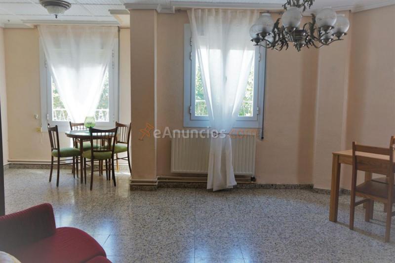 Apartamento en venta en Avenida Arrabal, Requena