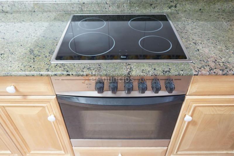 Apartamento en venta en  Maestro Luis Vives, Requena