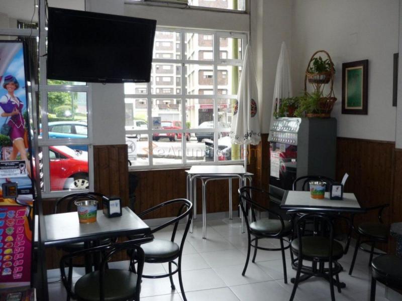 Local Comercial en venta en Calle del Doctor Jiménez Díaz, El Carbayedo - El Quirinal, Avilés