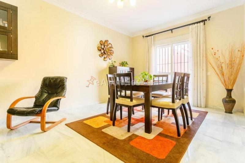 Casa en venta en  Jose de Ribera, Gines