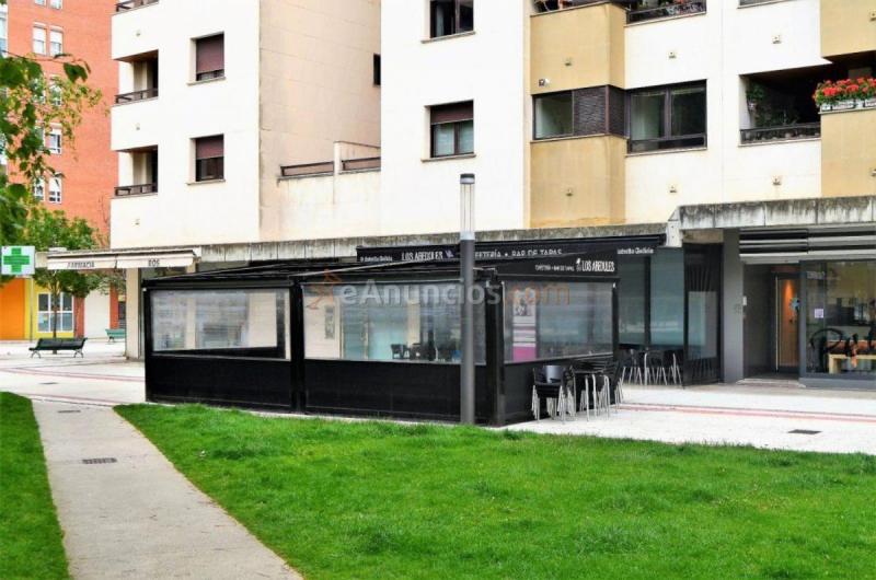 Edificio en venta en  Mendebaldea, PamplonaIruña