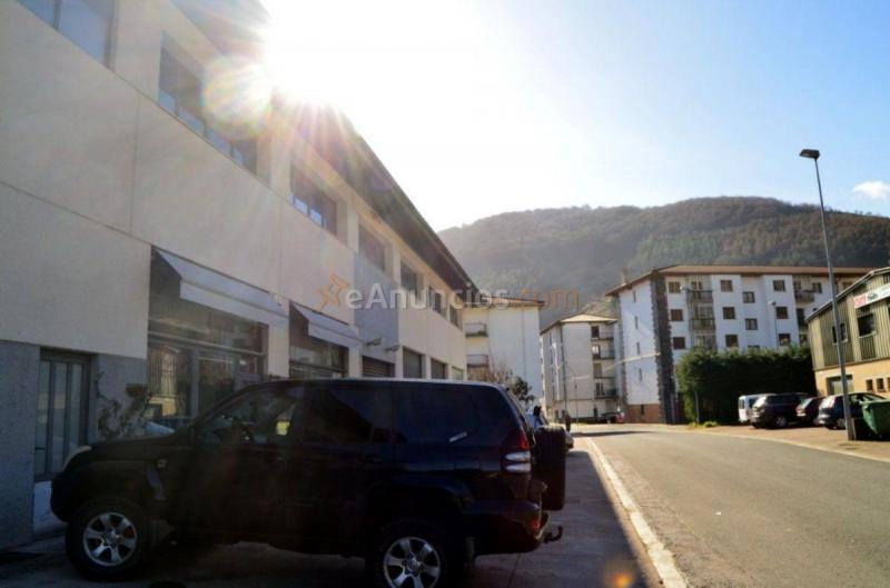 Edificio en alquiler en  Leitza