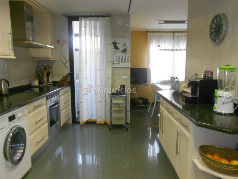 Apartamento en venta en  Fuencarral, Madrid
