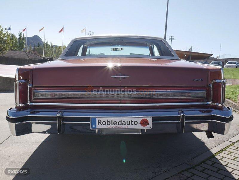 Lincoln Town car Coupe de 1977 con 127.448 Km por 18.000 EUR. en Madrid