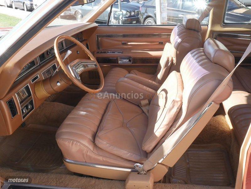 Lincoln Town car Coupe de 1977 con 127.448 Km por 18.000 EUR. en Madrid
