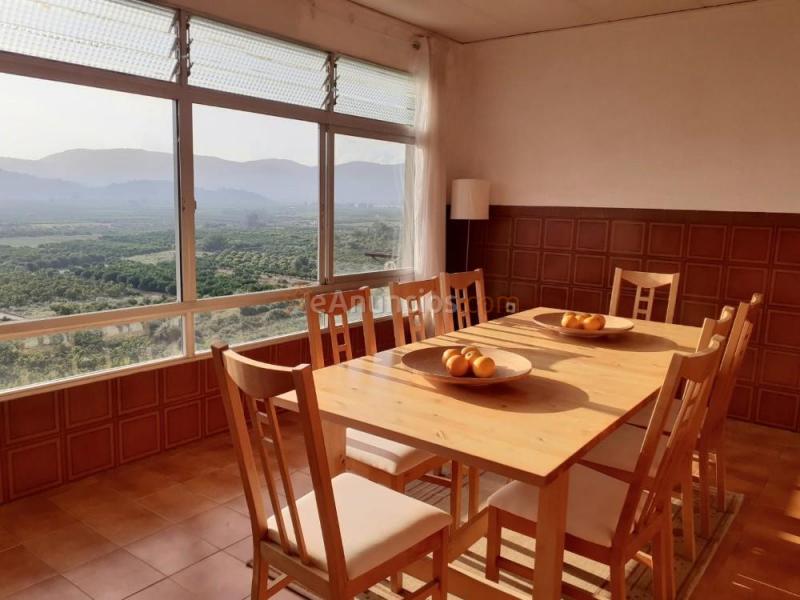 Piso con vistas espectaculares a la montaña - Ador