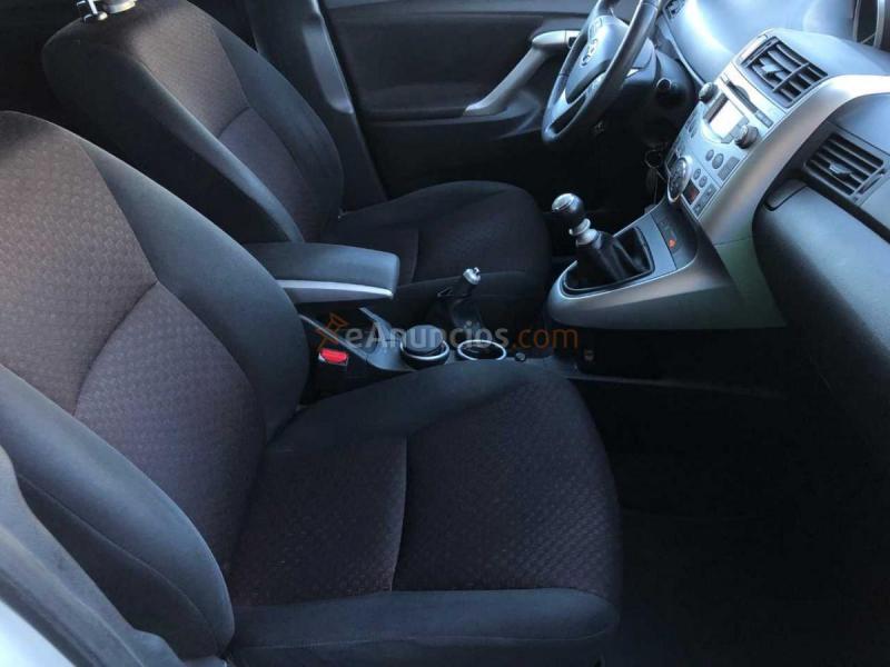 Toyota Corolla Verso 2.0 d4d 