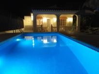 Casa rural Villa Belydana completa privada con piscina